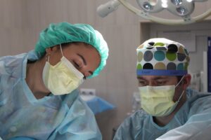 medical facility cleaning